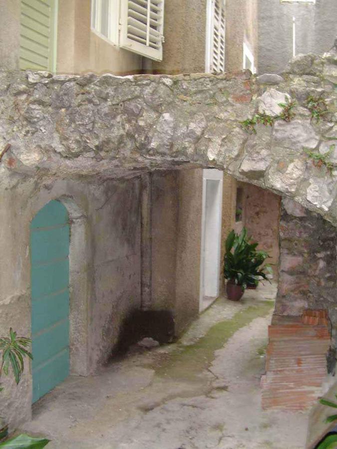 Apartment In Vrbnik/Insel Krk 13614 エクステリア 写真